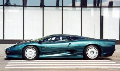 捷豹xj220诞辰20周年:仍在灯火阑珊处