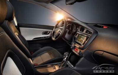 起亚K3内饰改装