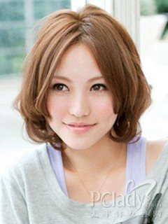 女士短发烫发发型