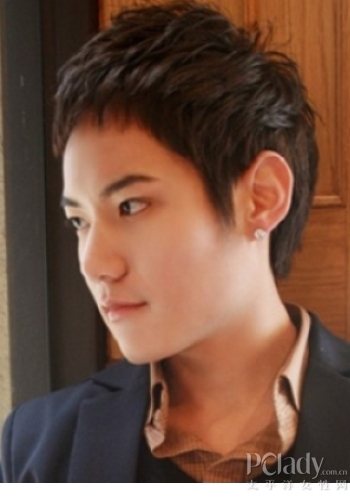 高中生高中男生发型怎样记叙文写图片