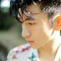 非主流男生QQ头像_空有深情奈何空【图】_QQ男生头像栏目_太平洋电脑网