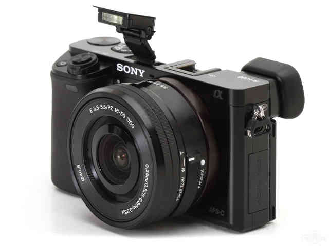 索尼 a6000套机(配16-50mm镜头)      系列 评测 论坛 报价 网购实价