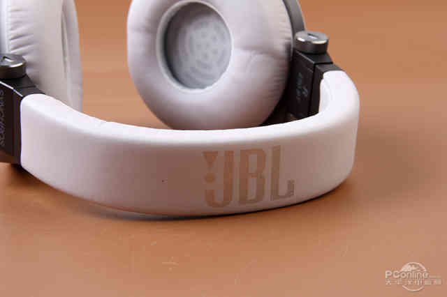 好音乐自high怎么够 JBL E50蓝牙耳机评测