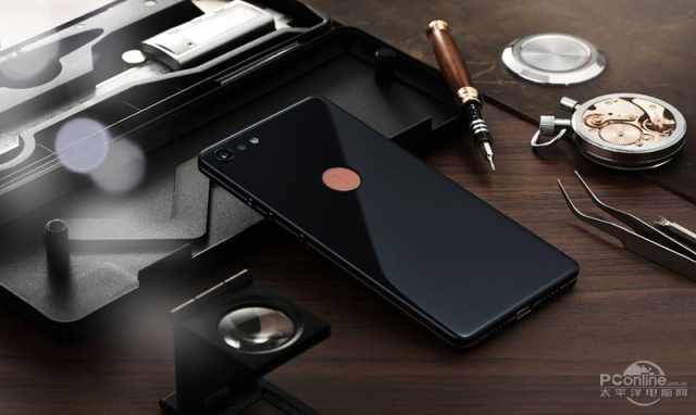 坚果Pro2支持快充吗_坚果Pro2支持无线充电吗