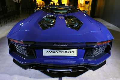 洛杉磯車展:蘭博基尼aventador roadster