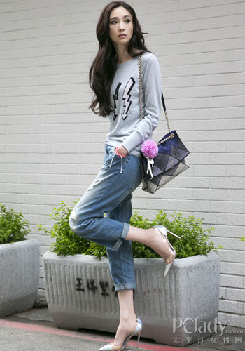 小吴私服日记 卷起裤边穿出超比例长腿