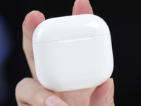 苹果年度最佳新品？！AirPods 4降噪版体验