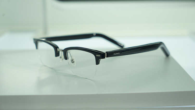 华为智能眼镜2登场：引领未来智能眼镜市场的创新之作